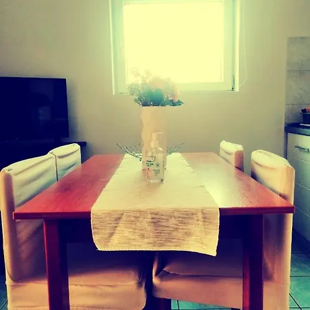 Apartment Nedjeljko Tribunj (Sibenik-Knin)